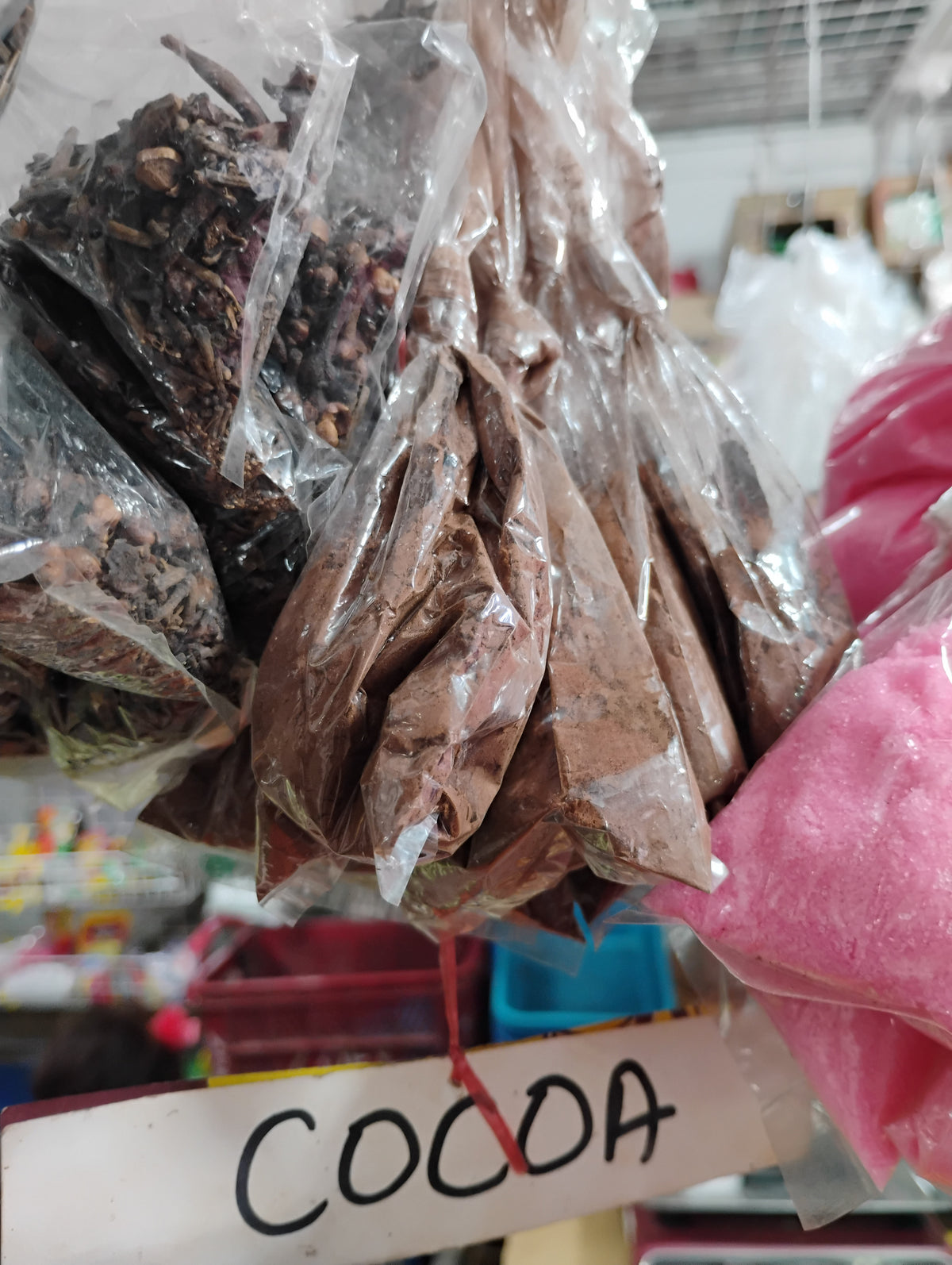 High-resolution unsweetened cocoa powder, accurately representing Spice Czar Unsweetened Cocoa Powder. Photo by Ralff Nestor Nacor via Wikimedia Commons, CC BY-SA 4.0.