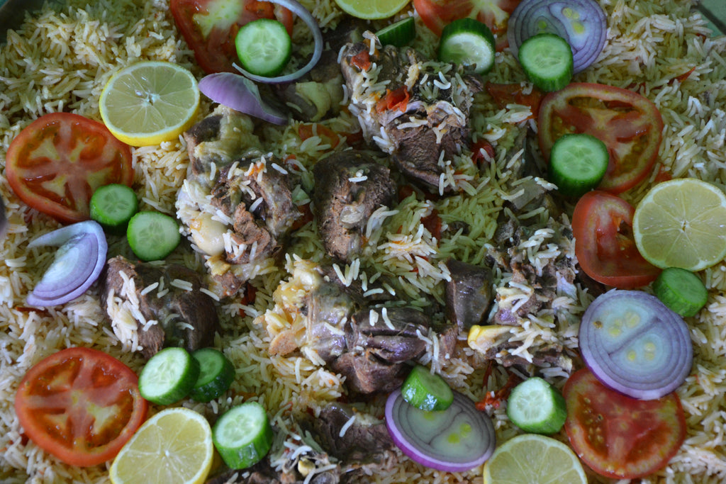 High-resolution kabsa, a Middle Eastern rice dish traditionally seasoned with black lime, shown as a signature use for Spice Czar Ground Black Lime. Wikimedia Commons image.