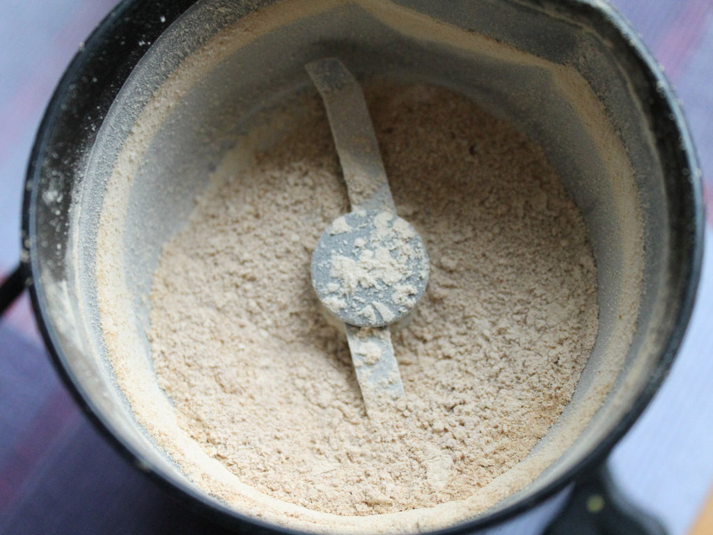 Freshly ground dried Boletus edulis porcini mushroom powder, accurately representing Spice Czar Porcini Mushroom Powder. Wikimedia Commons image.
