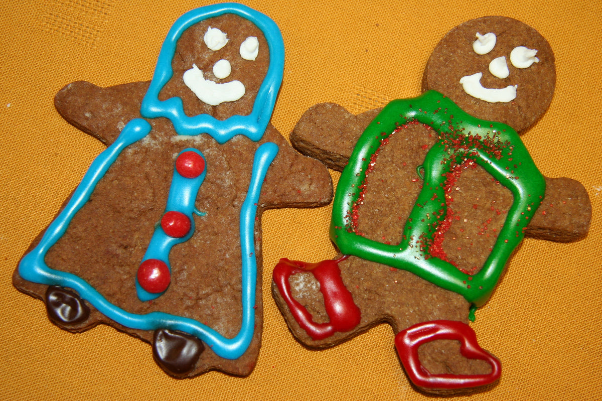 Decorated gingerbread cookies, a classic baking use for Spice Czar Ground Ginger. Wikimedia Commons image, CC BY-SA 3.0.