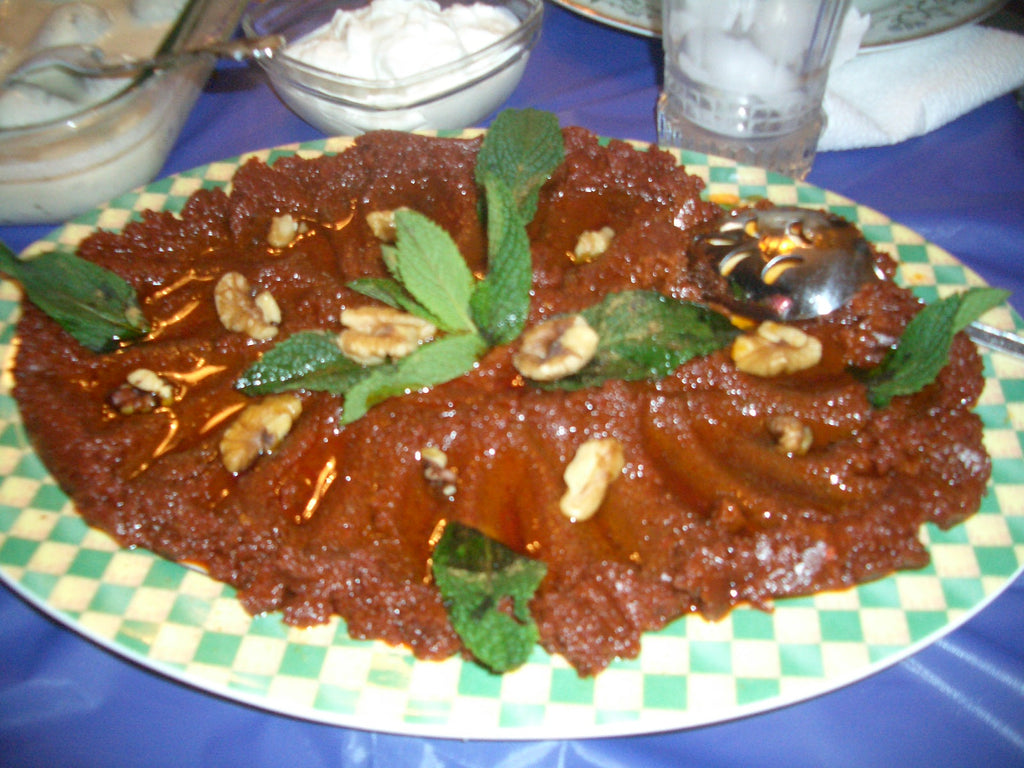 Muhammara, a Syrian pepper-and-walnut dish that showcases Aleppo-style chile flavor. Public-domain photo by Bazel via Wikimedia Commons.