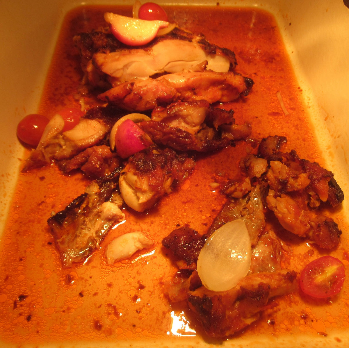 Peri-peri chicken shown as a serving use for Spice Czar Peri Peri Seasoning. Photo by CNEcija12345 via Wikimedia Commons, CC BY-SA 4.0.